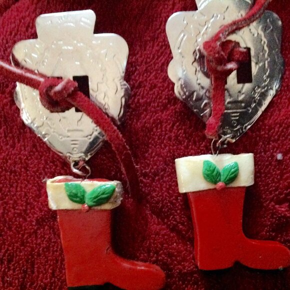 Vintage Christmas Clip Back Earring Lot - Picture 4 of 5